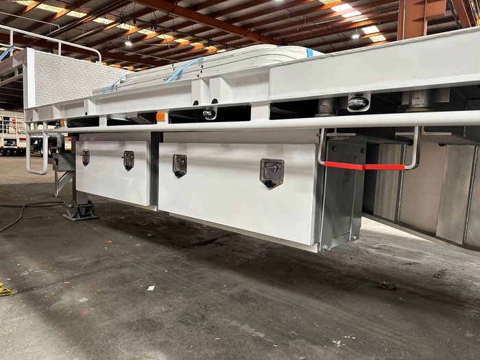 Stonestar 19.5 Axle Drop Deck