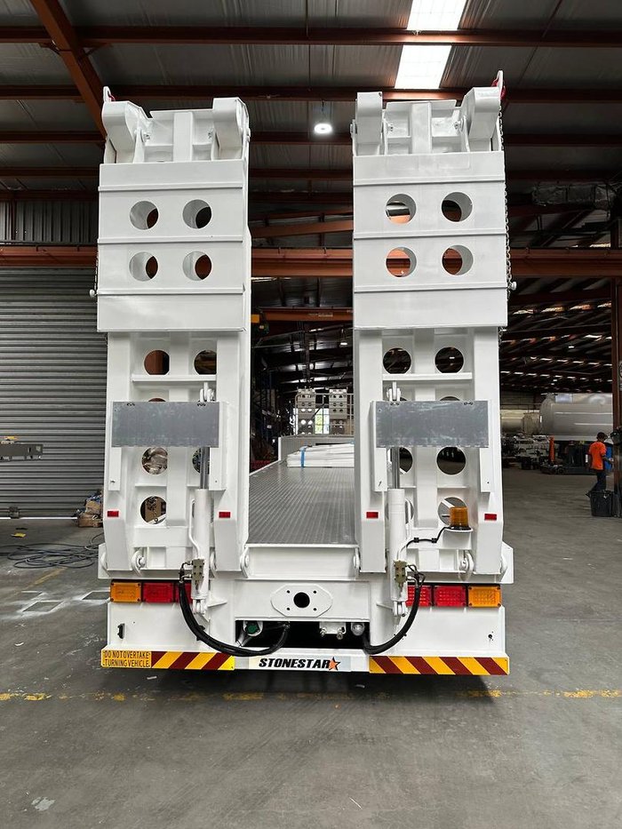 Stonestar 19.5 Axle Drop Deck