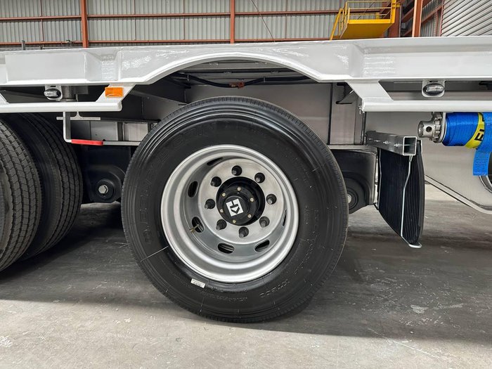 0 Stonestar 19.5 Axle Drop Deck
