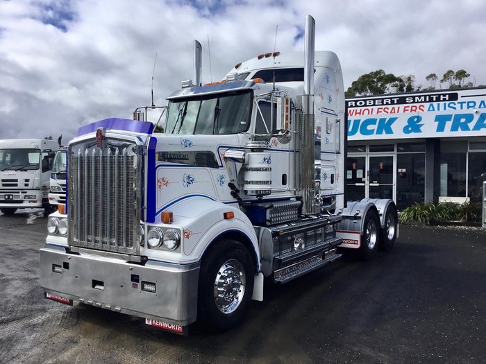 2017 KENWORTH T909 600Hp Full Kw History Best Avait $340000+Gst T909 RECESSED SLEEPER
