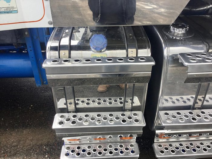 2017 KENWORTH T909 600Hp Full Kw History Best Avait $340000+Gst T909 RECESSED SLEEPER