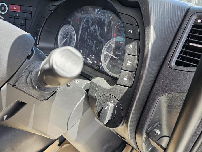 2025 Iveco S-Way AT230