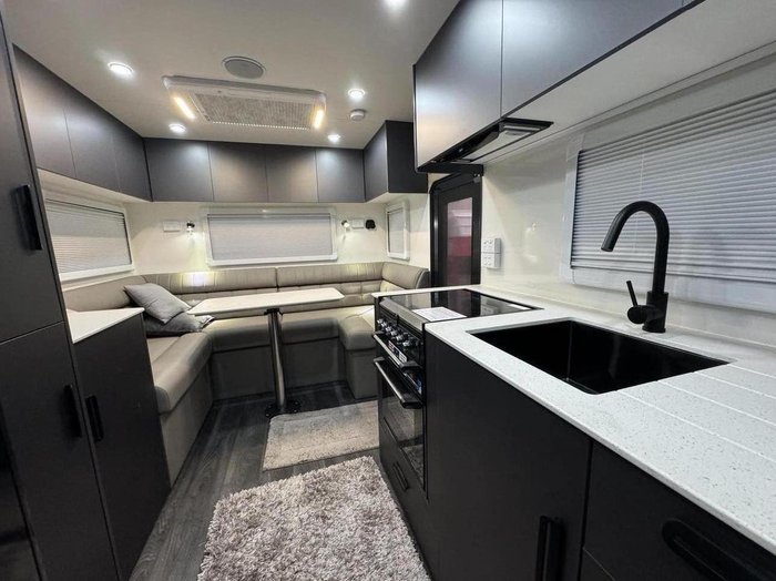 2025 Legend Caravans Trackline 21'6