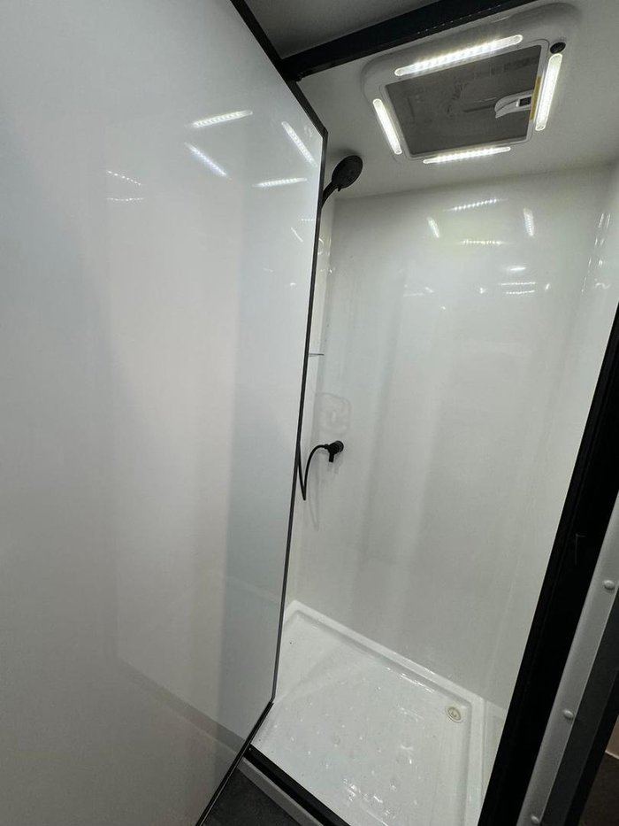 2025 Legend Caravans Trackline 21'6