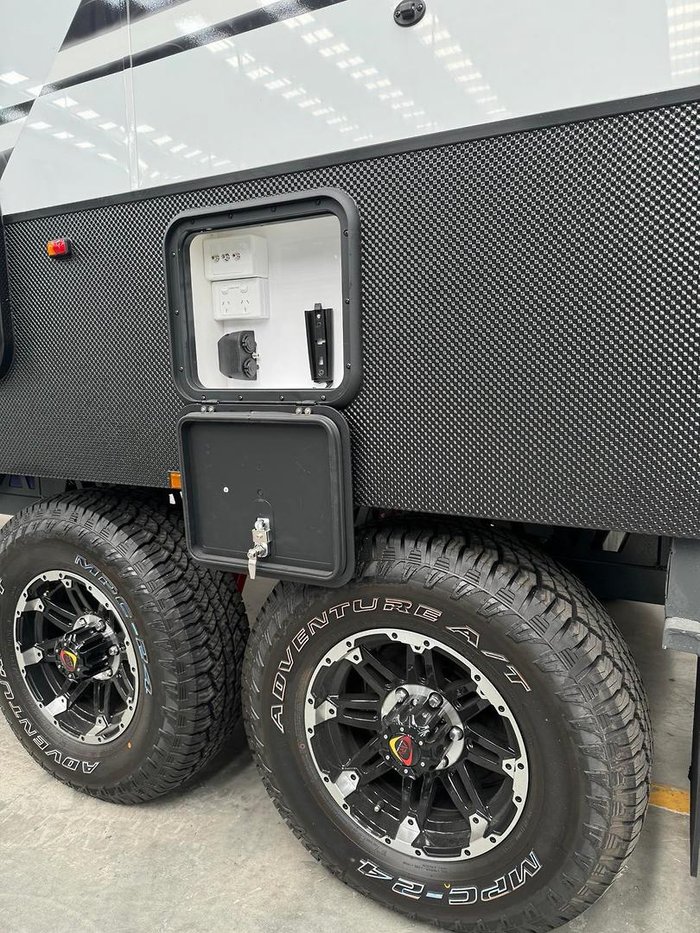 2025 Legend Caravans Trackline 21'6