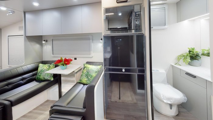 2025 Legend Caravans Trackline 19'6