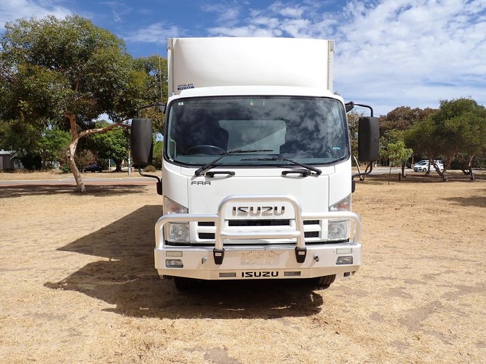 2014 Isuzu Frr 500 Long F SERIES WHITE