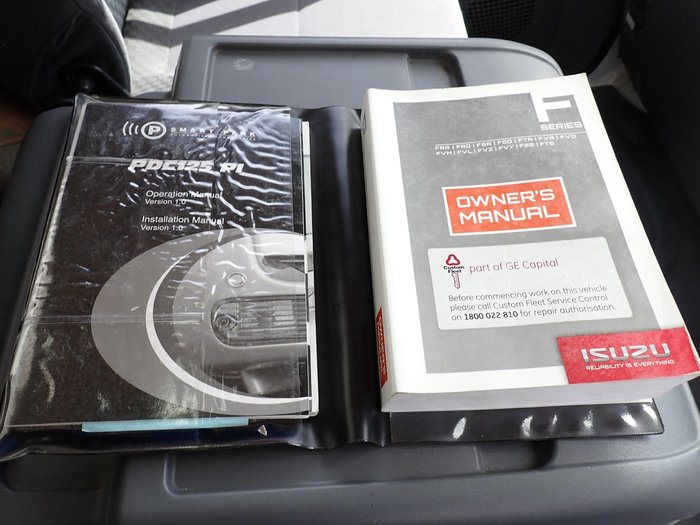 2014 Isuzu Frr 500 Long F SERIES WHITE