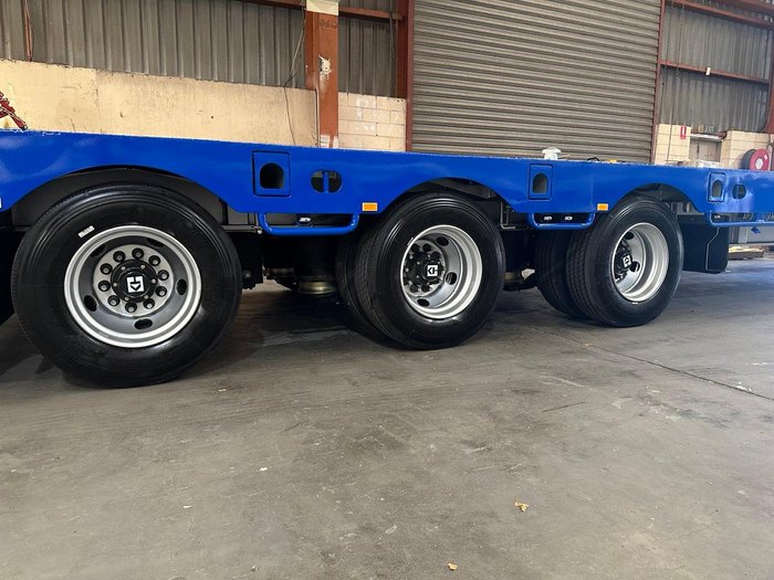 2025 STONESTAR Low Loader With Gooseneck