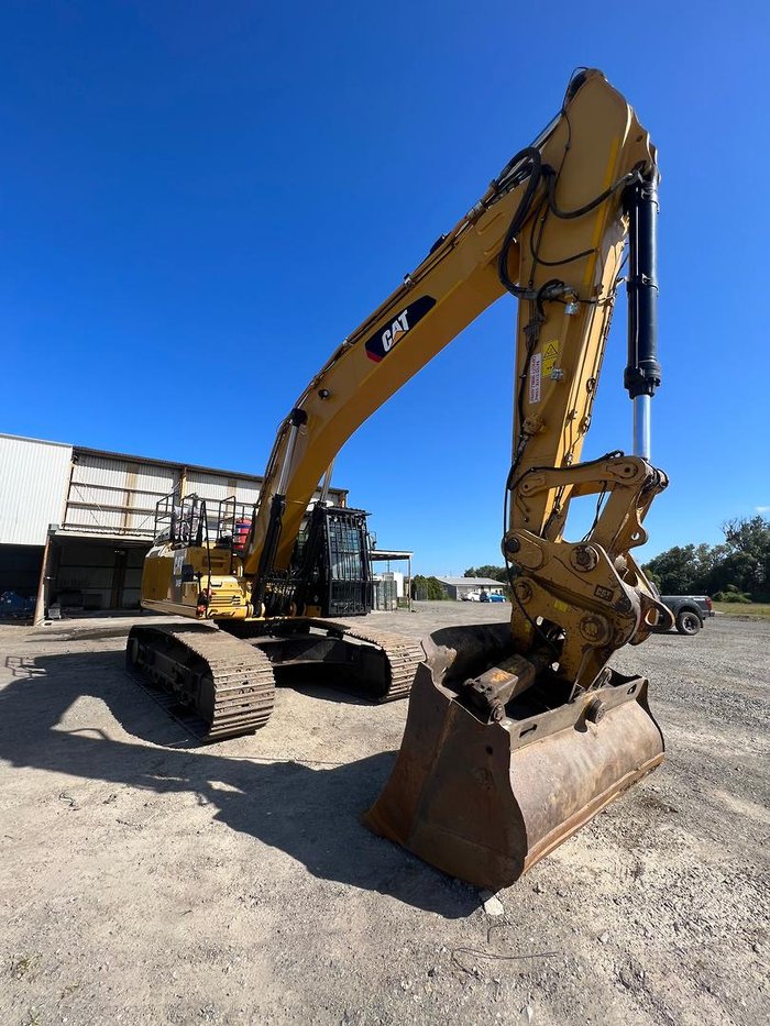 2018 Caterpillar 349Fl