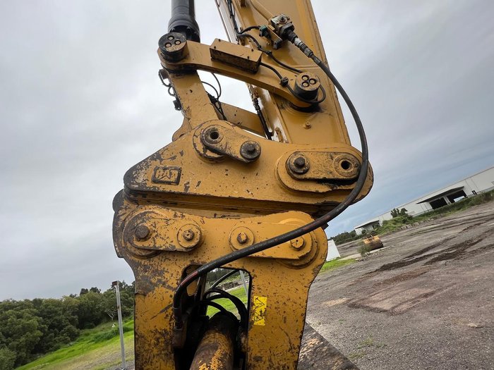2018 Caterpillar 349Fl