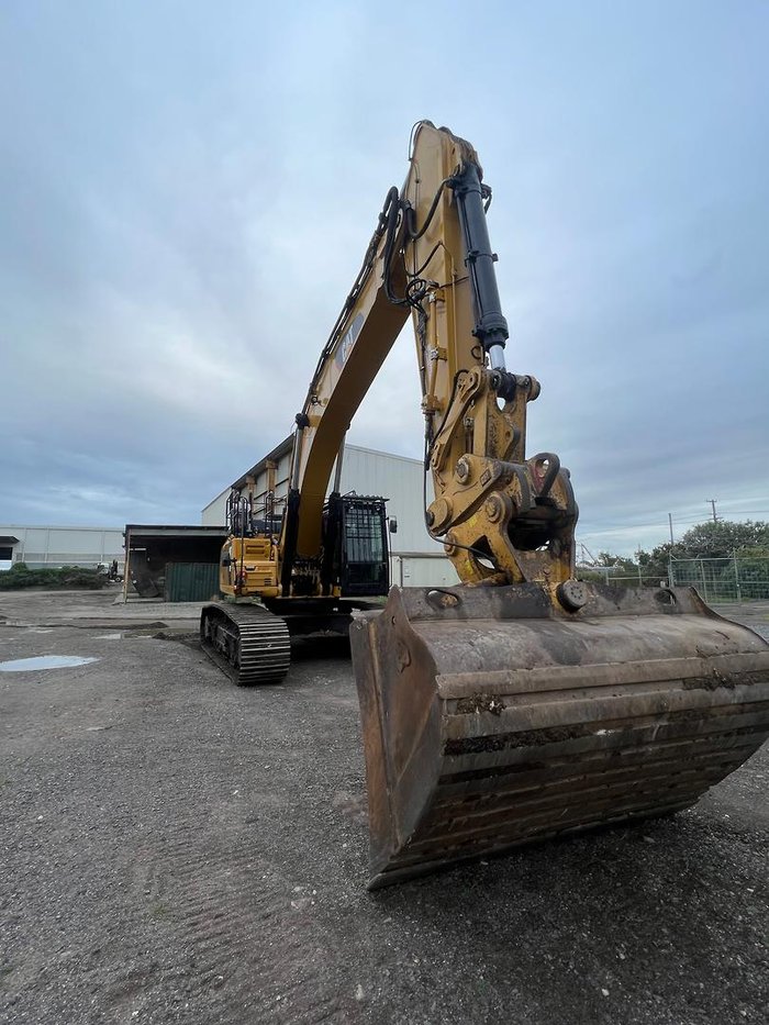 2018 Caterpillar 349Fl