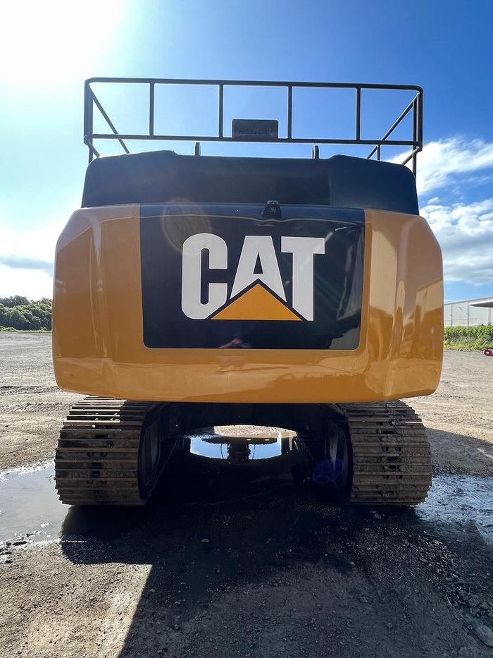 2018 Caterpillar 349Fl