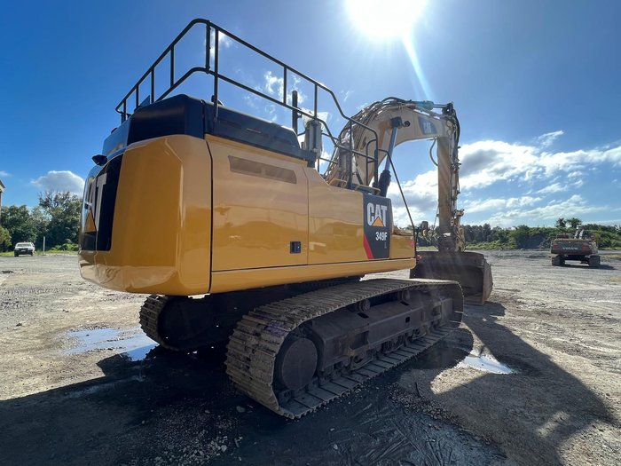 2018 Caterpillar 349Fl