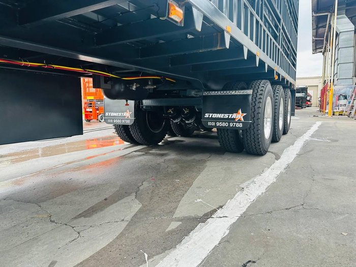 2025 STONSTAR Livestock Trailer GREY