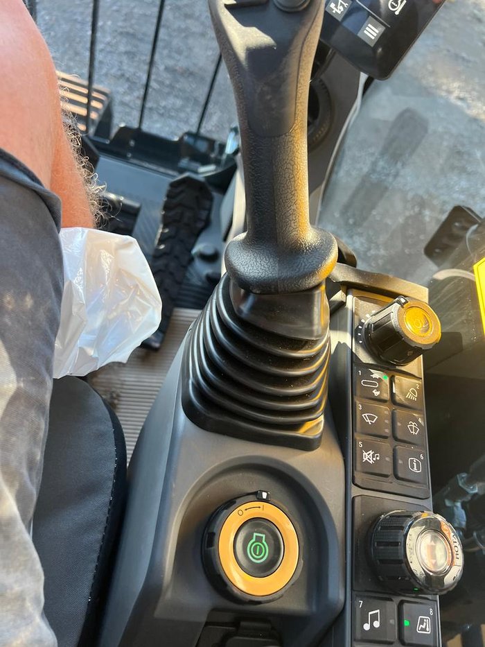 2022 Caterpillar 349 3D Yellow