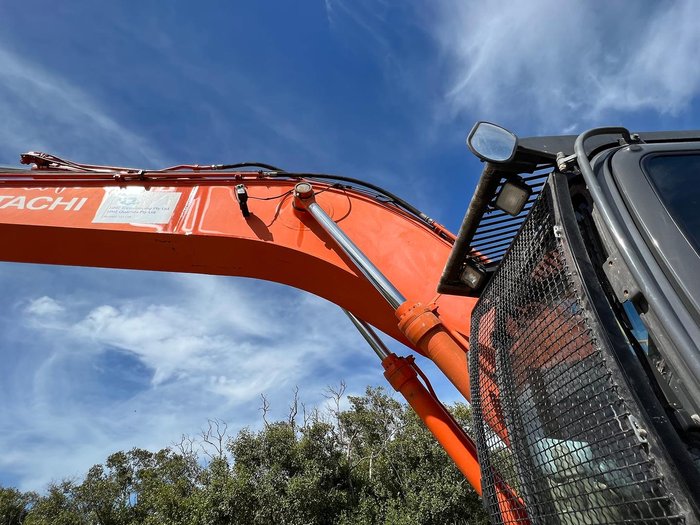 2011 Hitachi Zx350 Lch-3