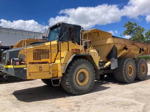 2011 Komatsu Hm400-2