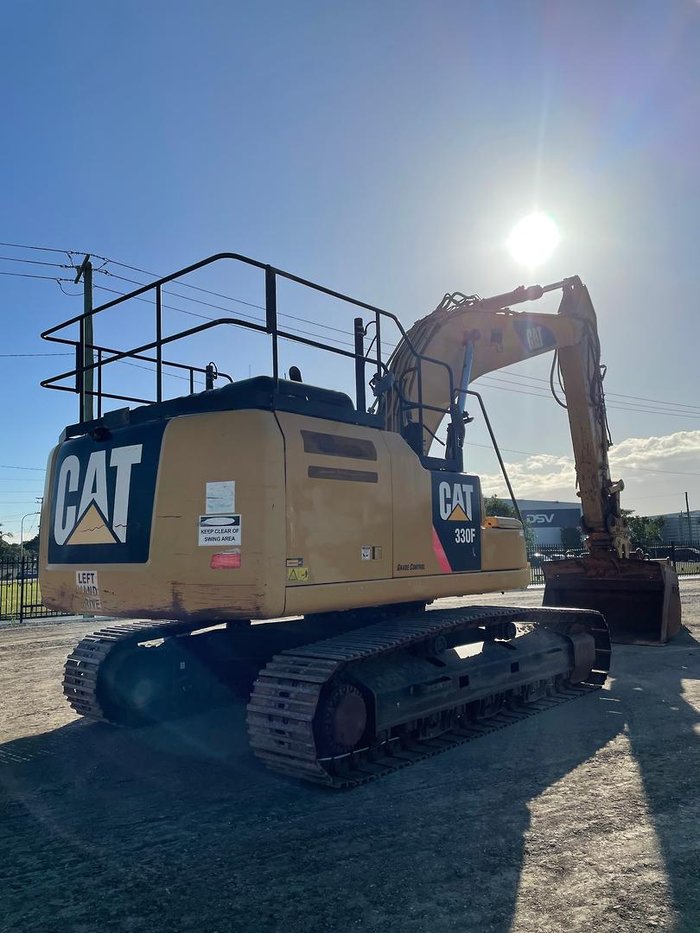 2016 Caterpillar 330Fl