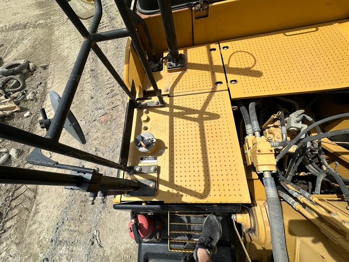 2013 Caterpillar 329El Yellow