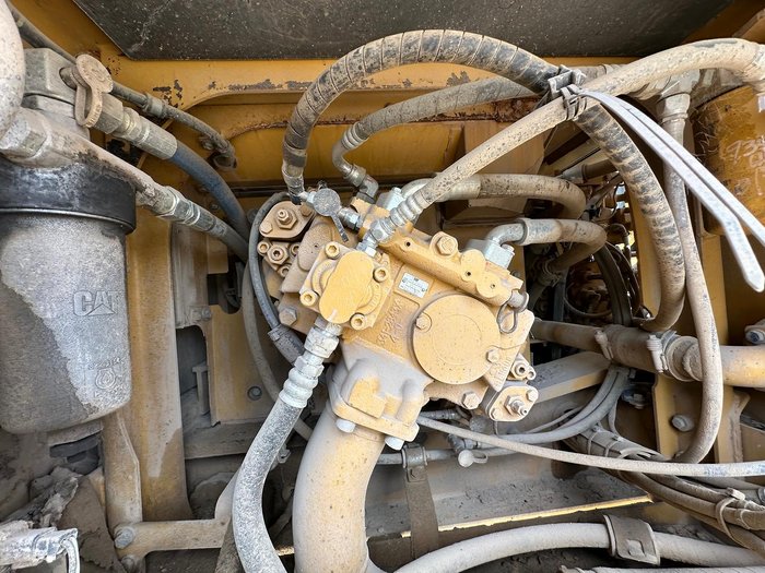 2013 Caterpillar 329El Yellow