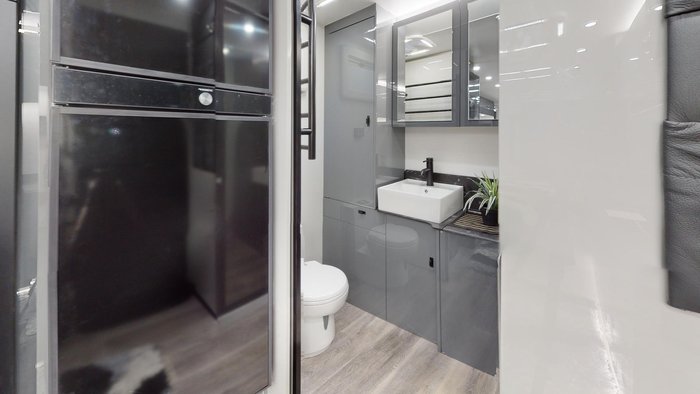 2025 Legend Caravans Tycoon Slider 23' Luxury Series