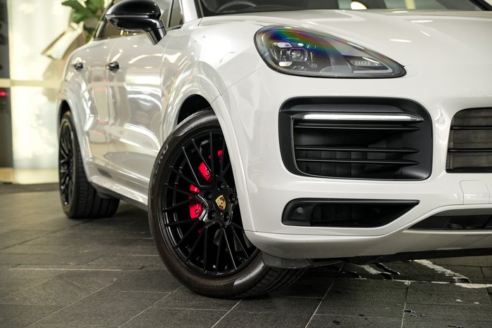 2020 Porsche Cayenne GTS