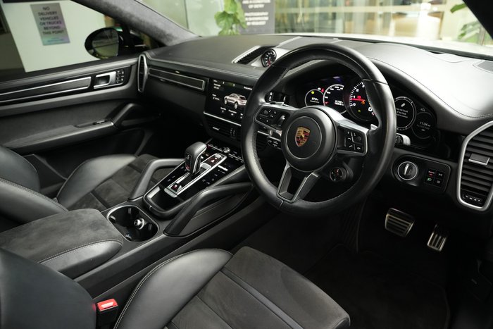 2020 Porsche Cayenne GTS