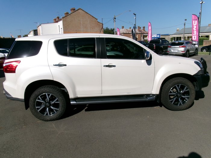 2019 ISUZU MU-X LS-U (4x4)