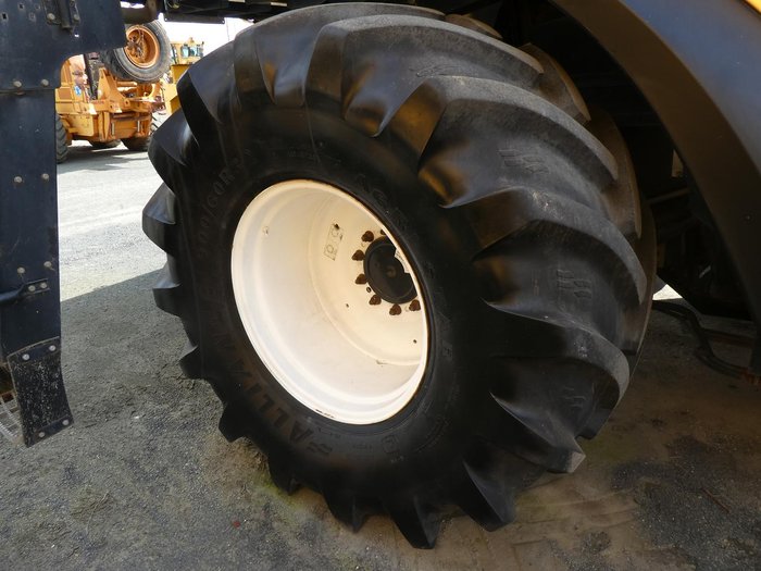 2009 New Holland Cr9060 YELLOW