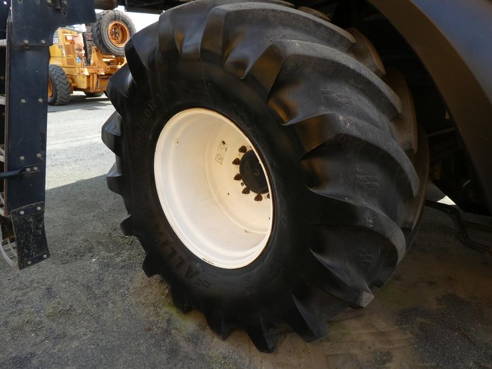 2009 New Holland Cr9060 YELLOW