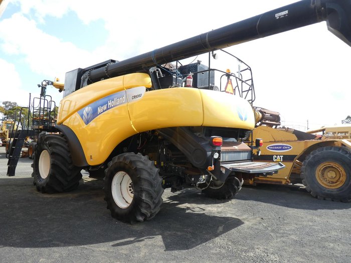 2009 New Holland Cr9060 YELLOW