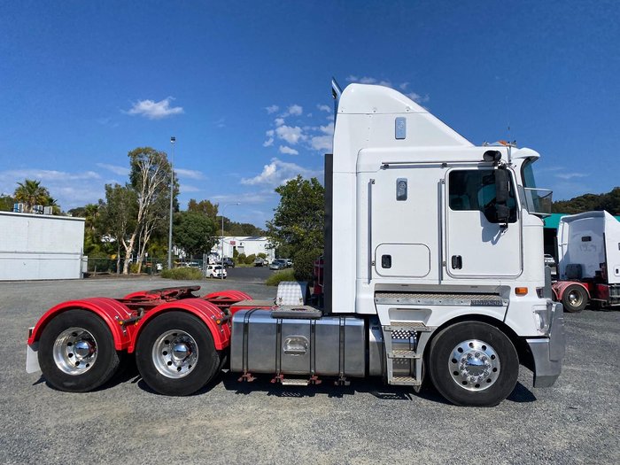 2014 Kenworth K200 600Hp 2.3 CAB White
