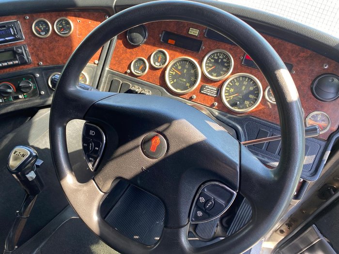 2014 Kenworth K200 600Hp 2.3 CAB White