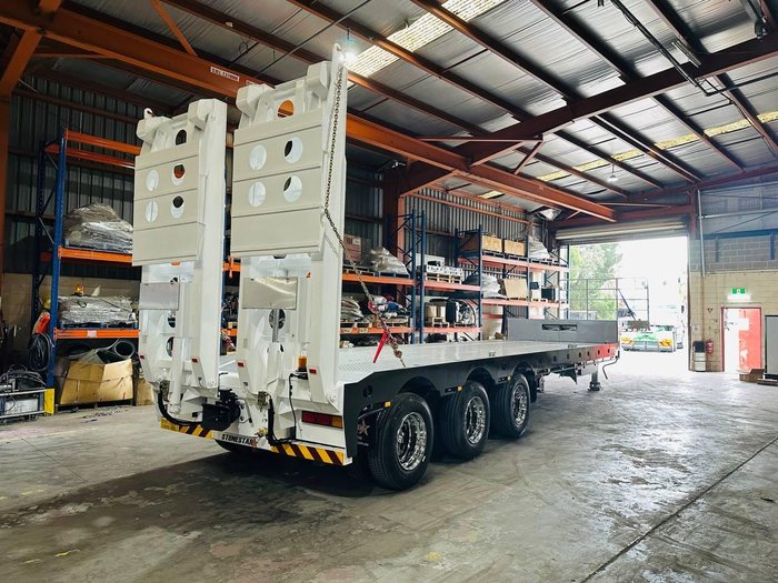  Stonestar Drop Deck Widener 19.5 Axle 