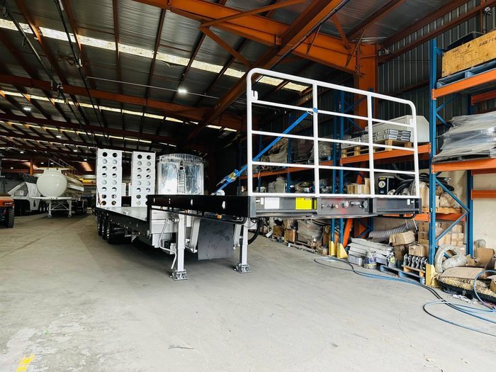 Stonestar Drop Deck Widener 19.5 Axle