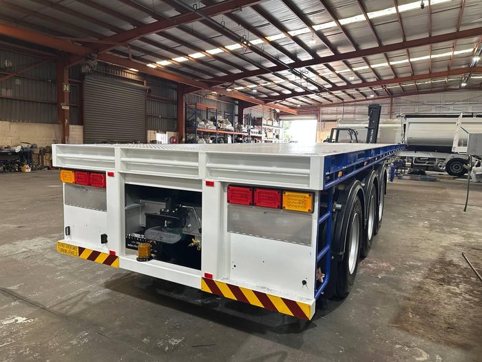 2025 Stonestar New Flat Top (Straight Deck) 45Ft Blue