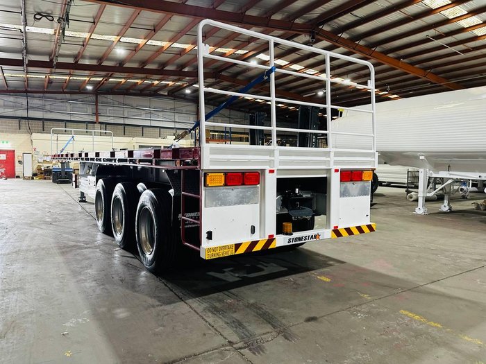 2025 Stonestar New Flat Top (Straight Deck) 45Ft Blue
