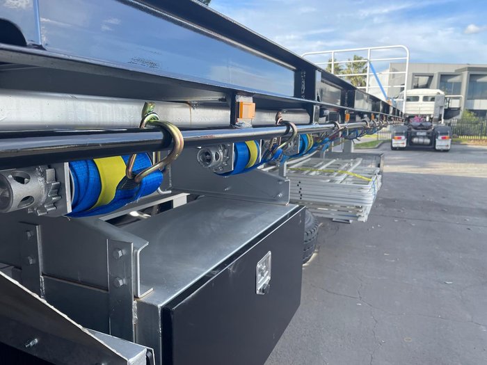 2025 Stonestar New Flat Top (Straight Deck) 45Ft Blue