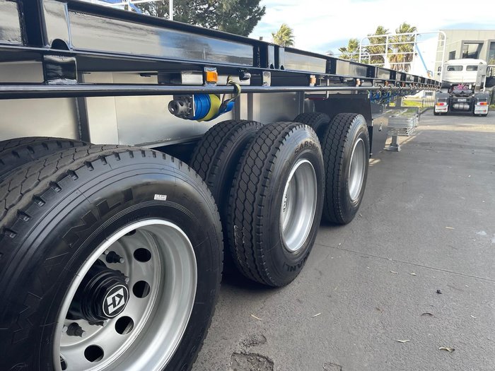 2025 Stonestar New Flat Top (Straight Deck) 45Ft Blue