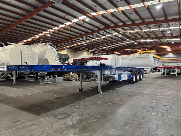 2025 Stonestar New Flat Top (Straight Deck) 45Ft Blue
