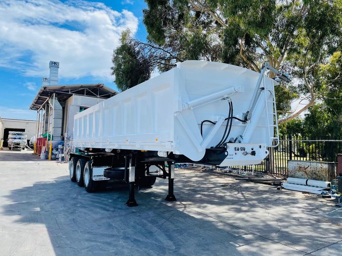 2025 Stonestar Side Tipper White