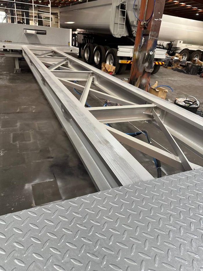 2025 Stonestar Brand New Extendable Drop Deck With B-Fold Ramp 900H Blue