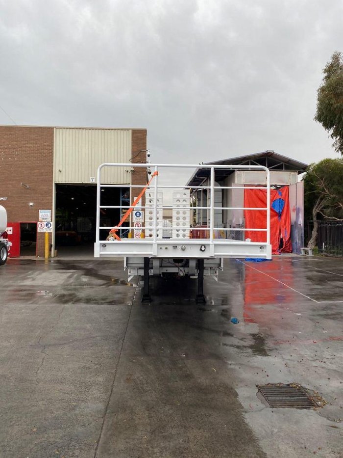 2025 Stonestar Brand New Extendable Drop Deck With B-Fold Ramp 900H Blue