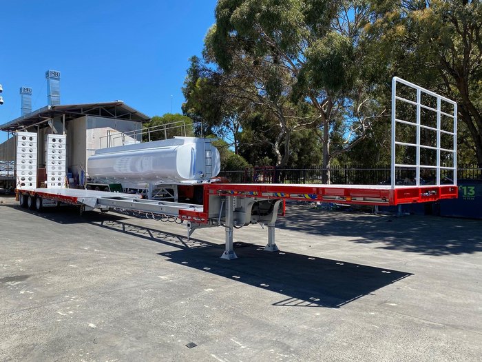 2025 Stonestar Brand New Extendable Drop Deck With B-Fold Ramp 900H Blue