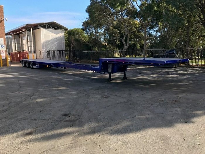 2025 Stonestar Brand New Extendable Drop Deck With B-Fold Ramp 900H Blue
