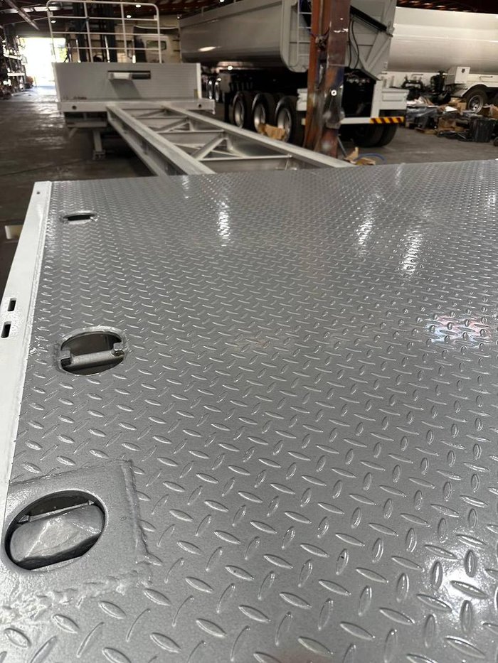 2025 Stonestar Brand New Extendable Drop Deck With B-Fold Ramp 900H Blue