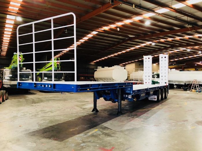 2025 Stonestar Brand New Extendable Drop Deck With B-Fold Ramp 900H Blue