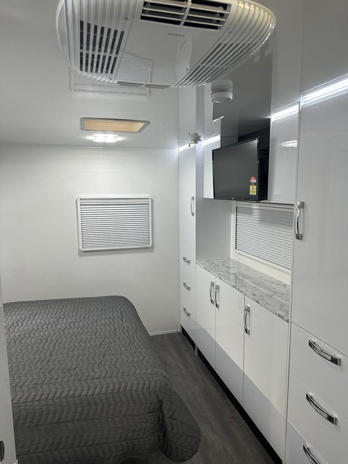 2025 Avida Longreach