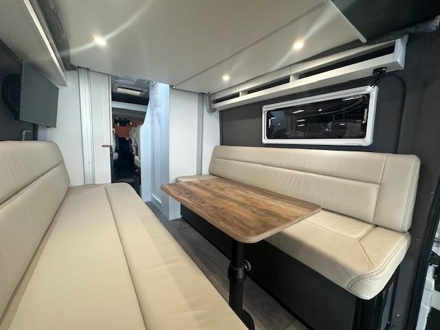 2025 Avida Escape